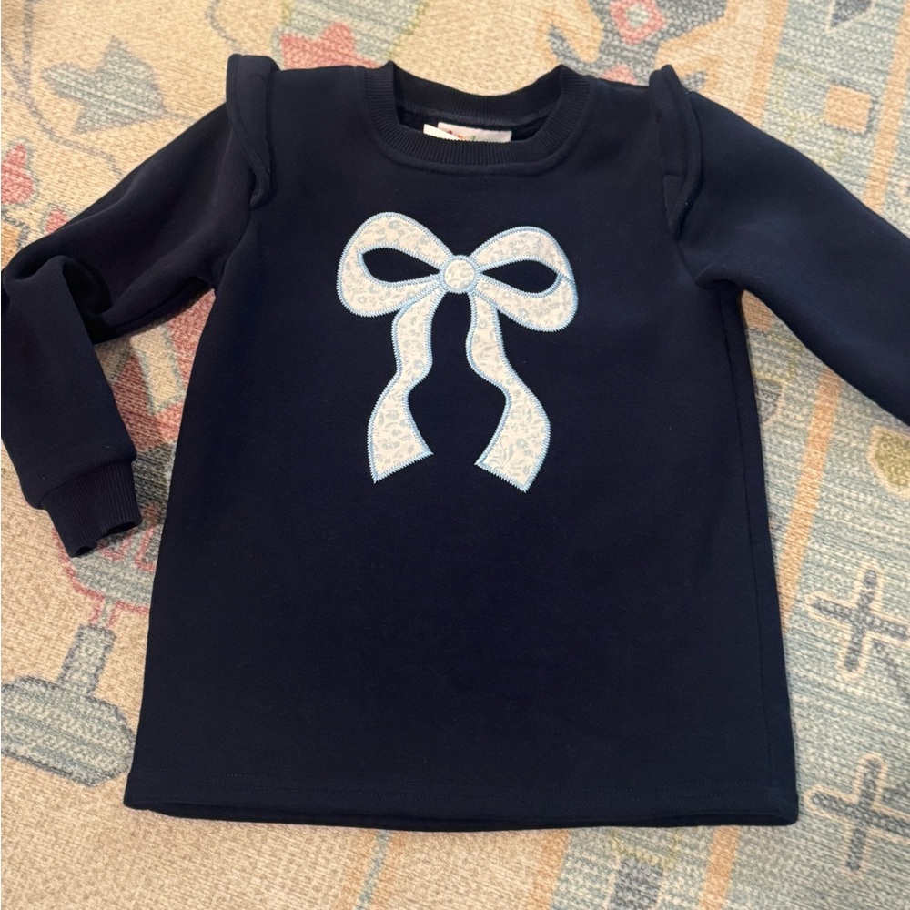 EUC jellybean sweatshirt